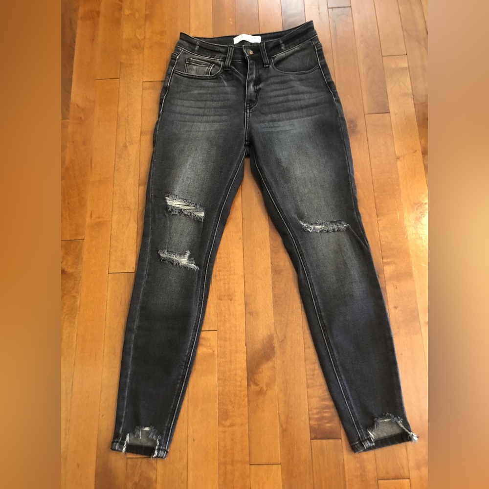 KanCan Signature Jeans